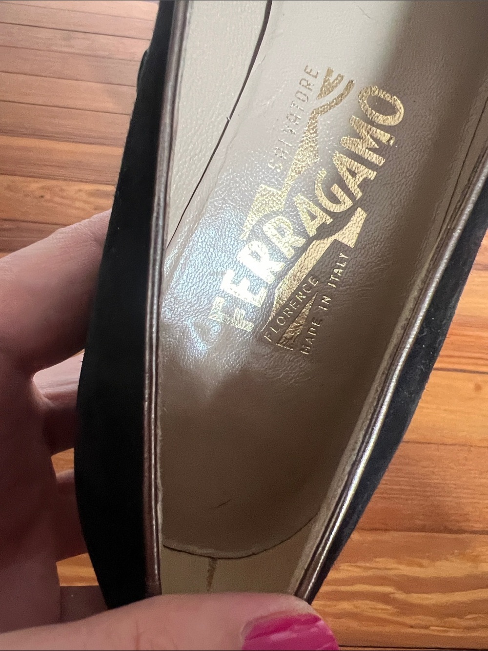 Vintage Salvatore Ferragamo Black Suede Low Block Heel Pumps Silver Trim 8B - Picture 6 of 9